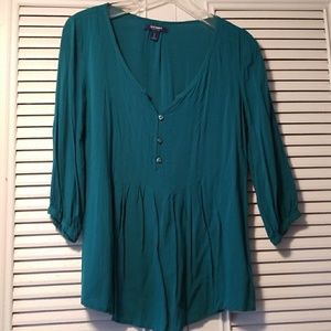 100% rayon, teal, 3/4 sleeve top